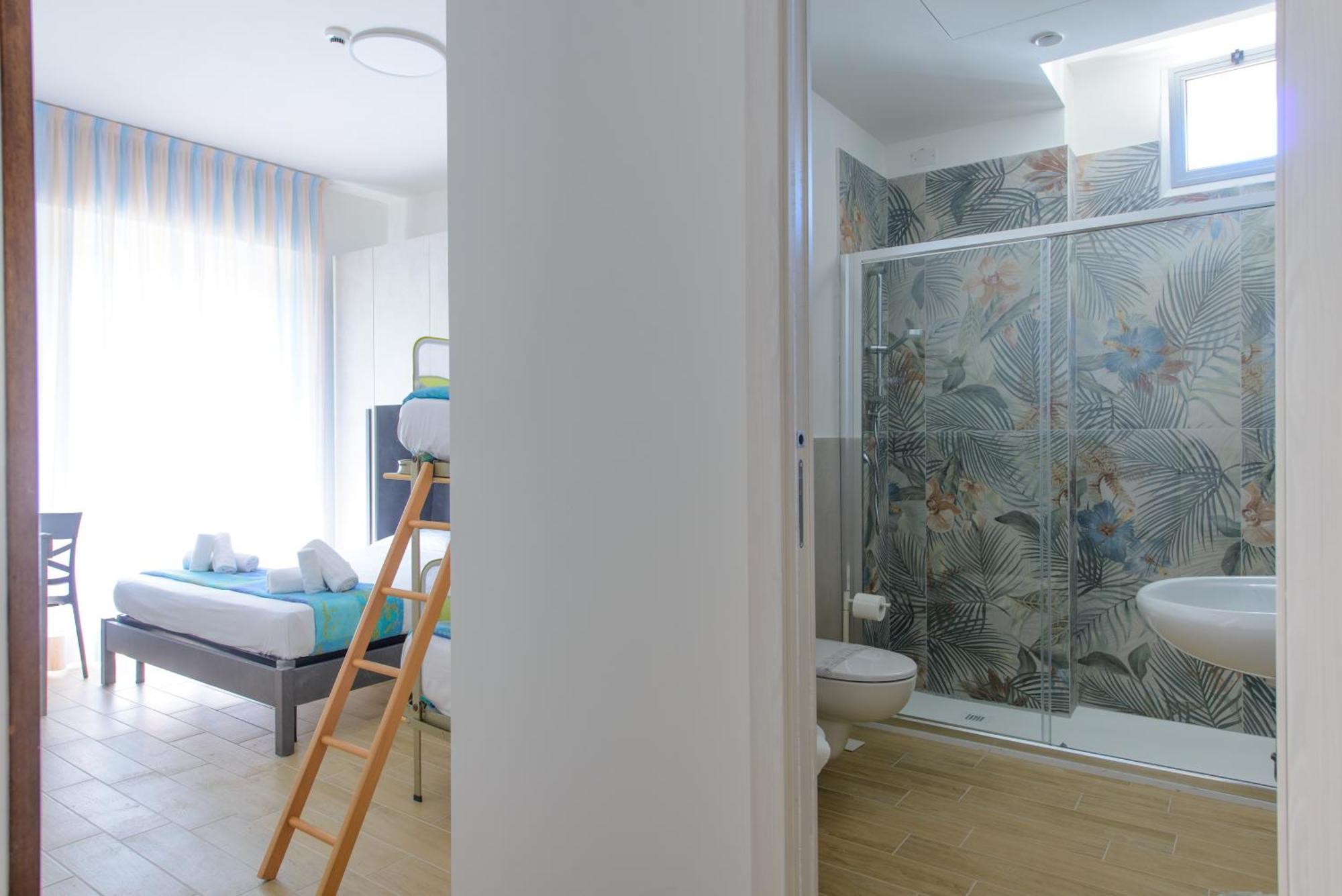 Hotel Colorado Римини Экстерьер фото